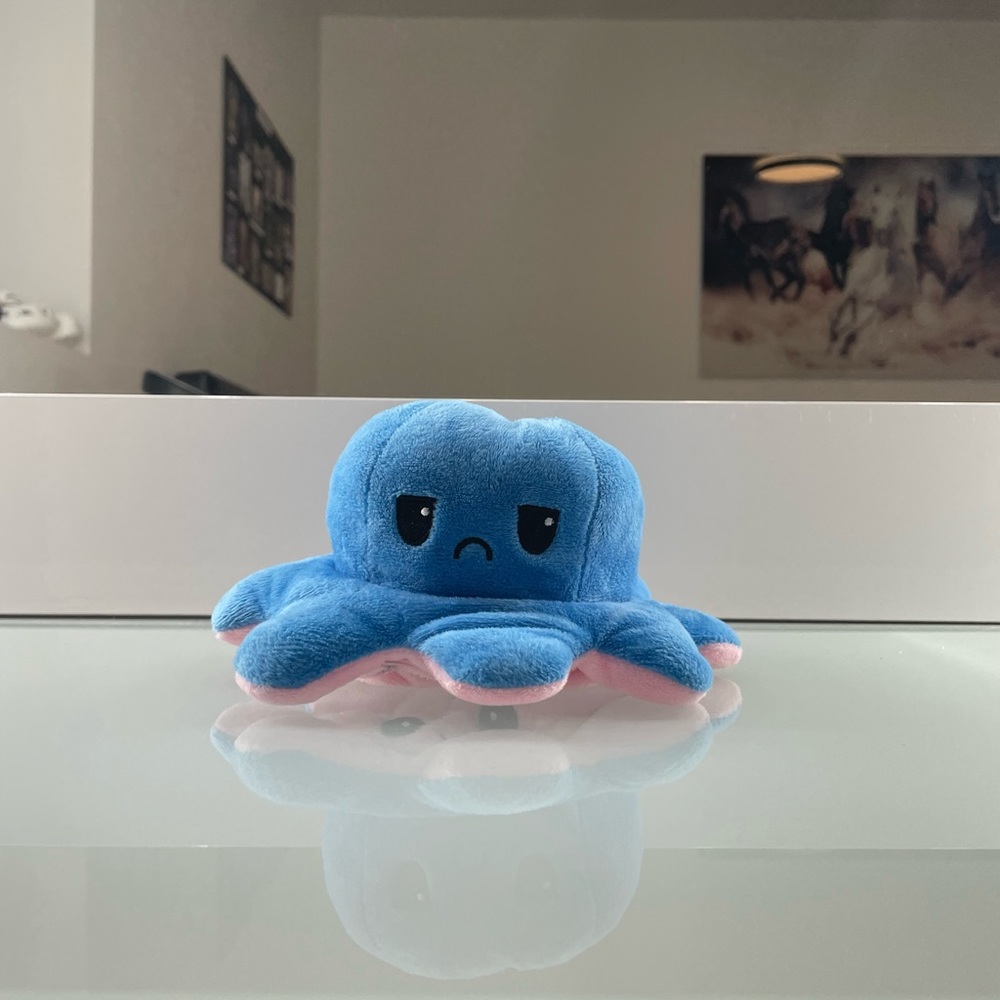 TeeTurtle reversible octopus plushy - Picture 2 of 4